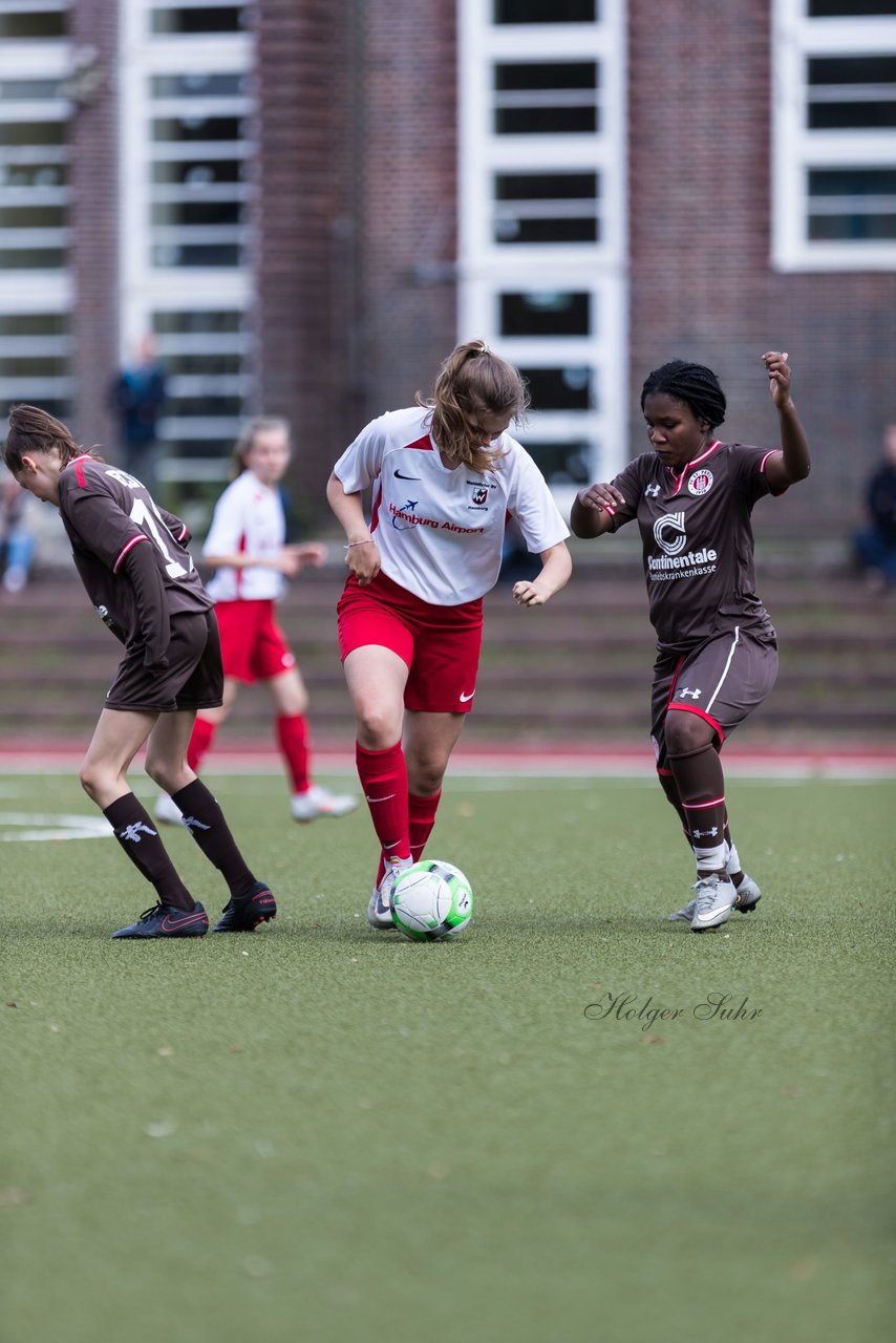 Bild 246 - wBJ Walddoerfer - St. Pauli : Ergebnis: 6:0